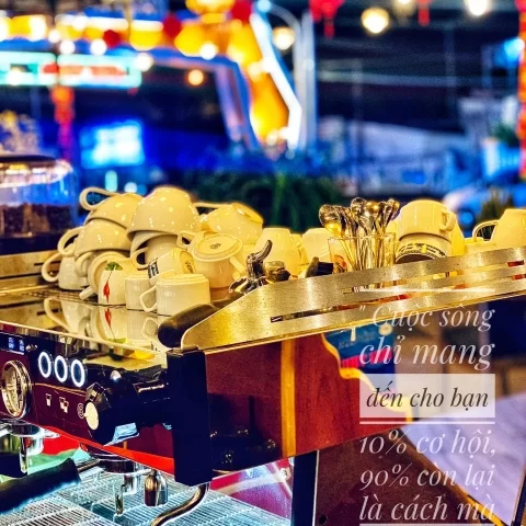 Ảnh Thiết bị & Nhân Viên